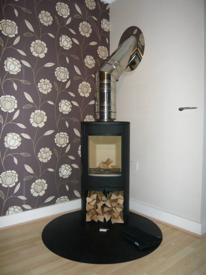 Contura 810 on circular hearth