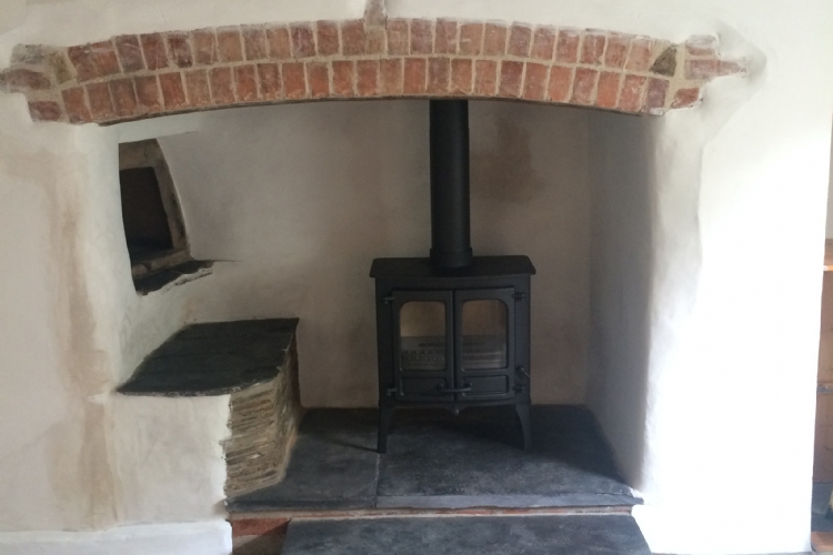 Charnwood Island with bread oven