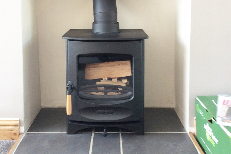 Charnwood C4 in a smalll fireplace 