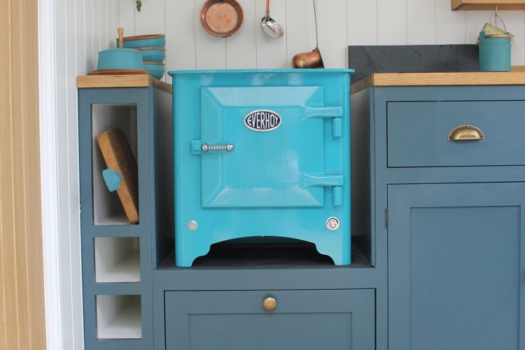 Everhot Stove in a Shepherd Hut