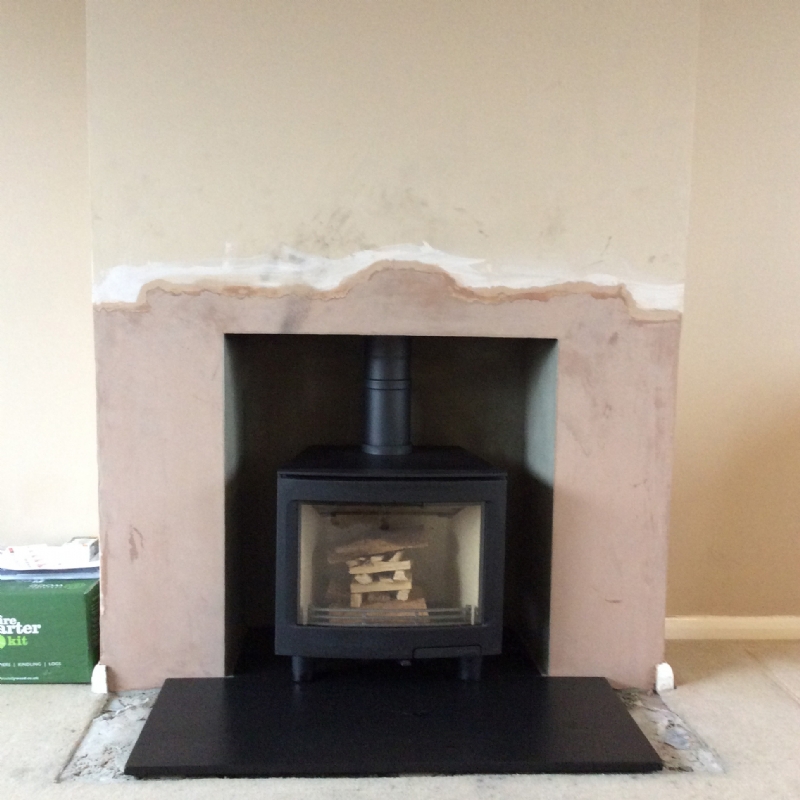 Contura i5 in a remodelled fireplace