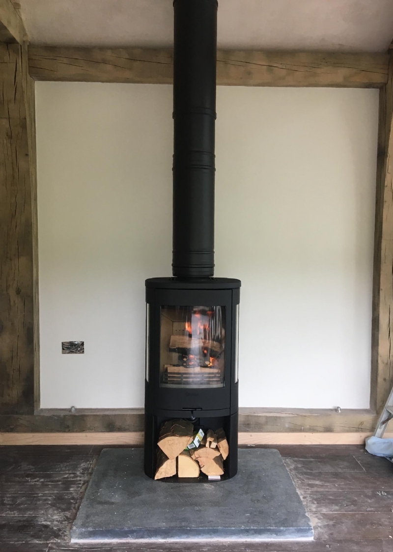 Contura 850 installed in Cornwall