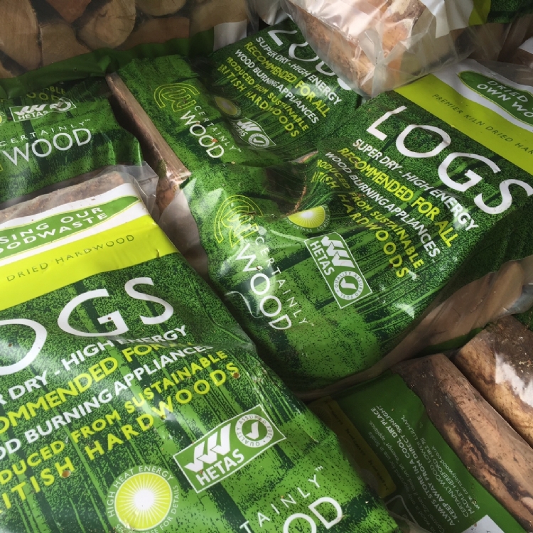 Kiln Dried Logs in Bags